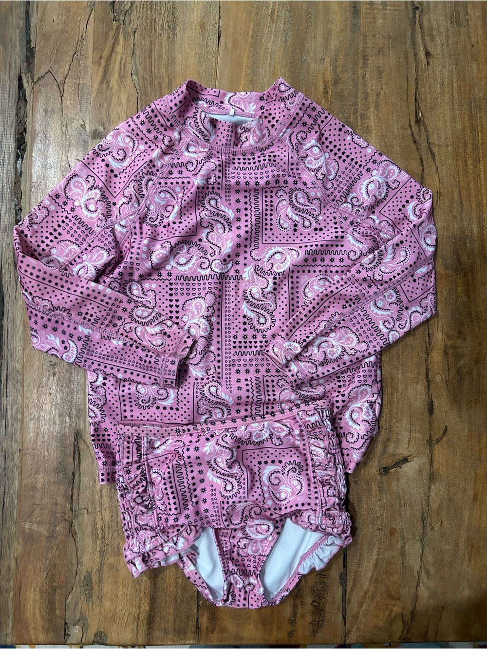 Pink swim set